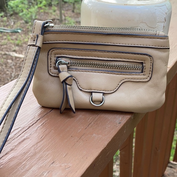 Nine West wristlet